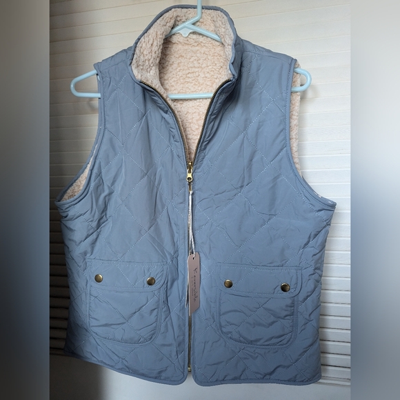 Reversible Sherpa Vest - Baby Blue Light Blush size M/S - Picture 1 of 12